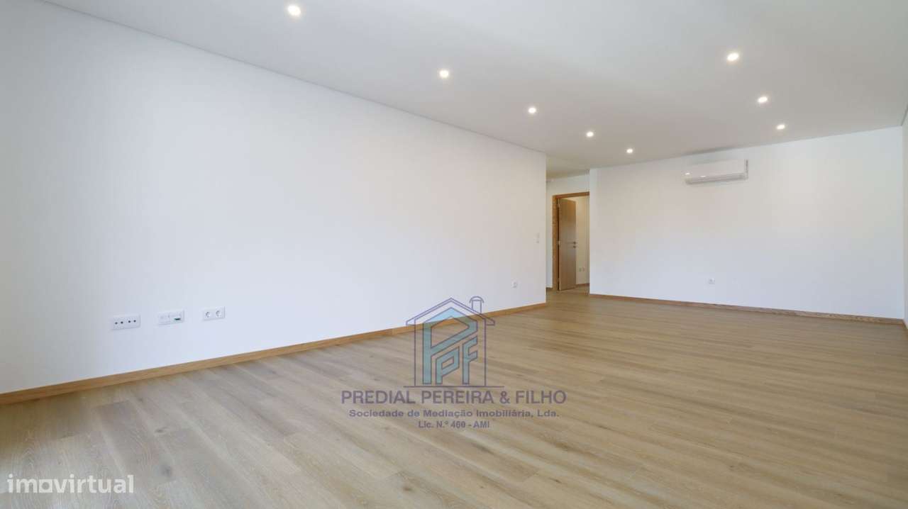 Apartamento T3 Novo - Rio Tinto / Centro - Grande imagem: 4/30