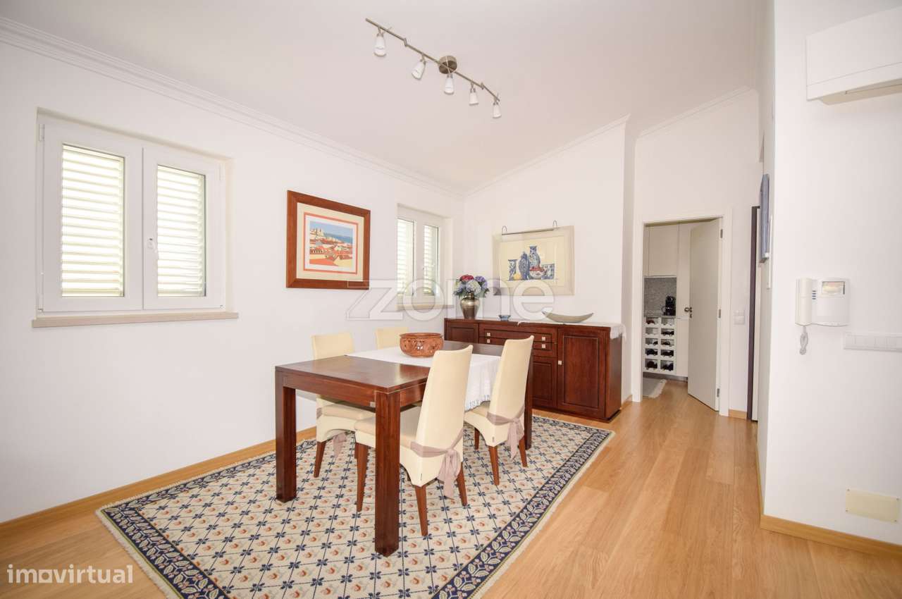 Prédio com 2 apartamentos independentes, totalmente remodelado-10