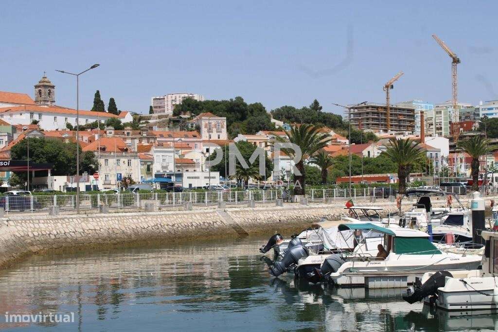 Investimento em Setúbal - Apartamento T1 com inquilino e terraço-8