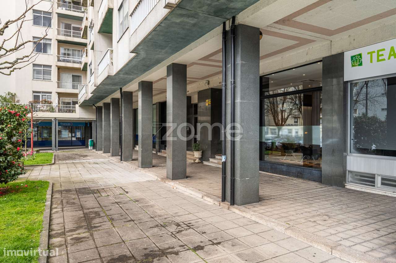 Trespasse de Salão de Cabeleireiro – Oportunidade de Investimento - Grande imagem: 3/29