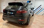 Porsche Cayenne S E-Hybrid - 15