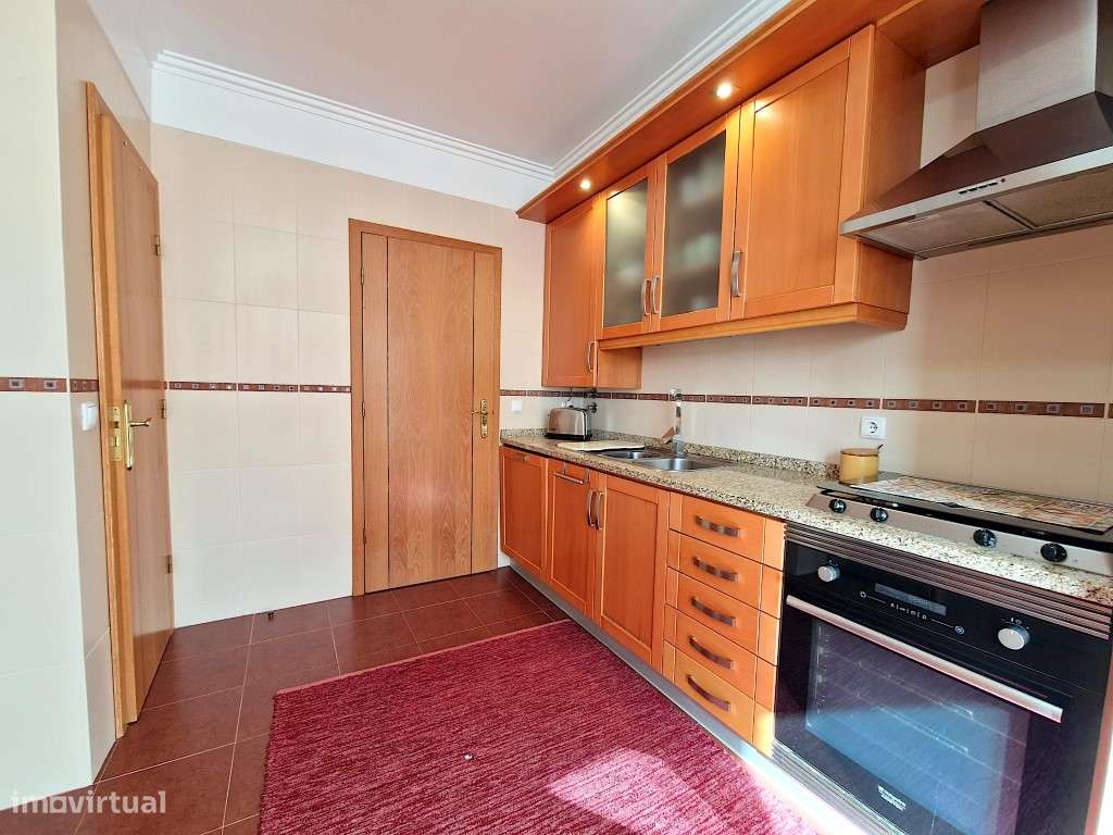 Apartamento T3 em Sesimbra com boas áreas-25