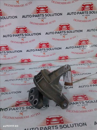 tampon motor opel astra h 2004 2009 - 1