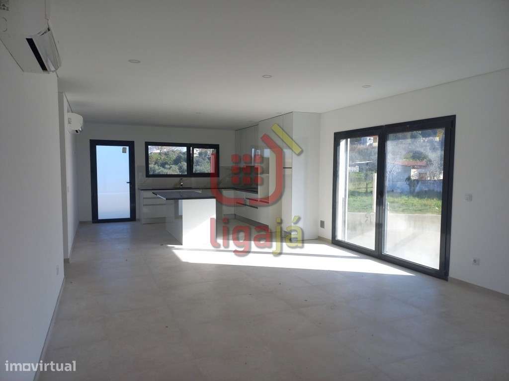 Moradia T3 Geminada em construção, Ourém! - Grande imagem: 3/25