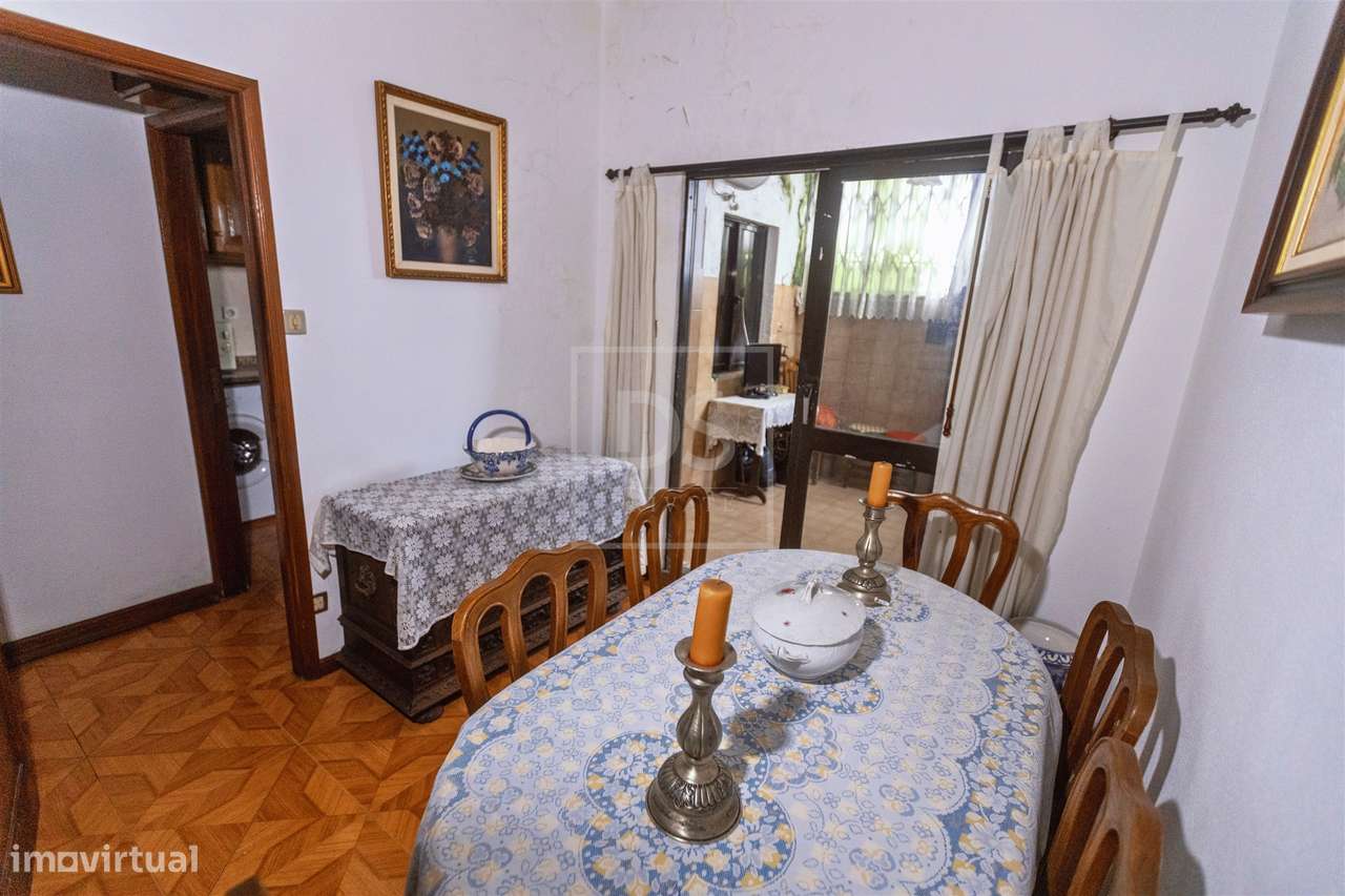 T2 com excelente localização no Porto – Campanhã-7