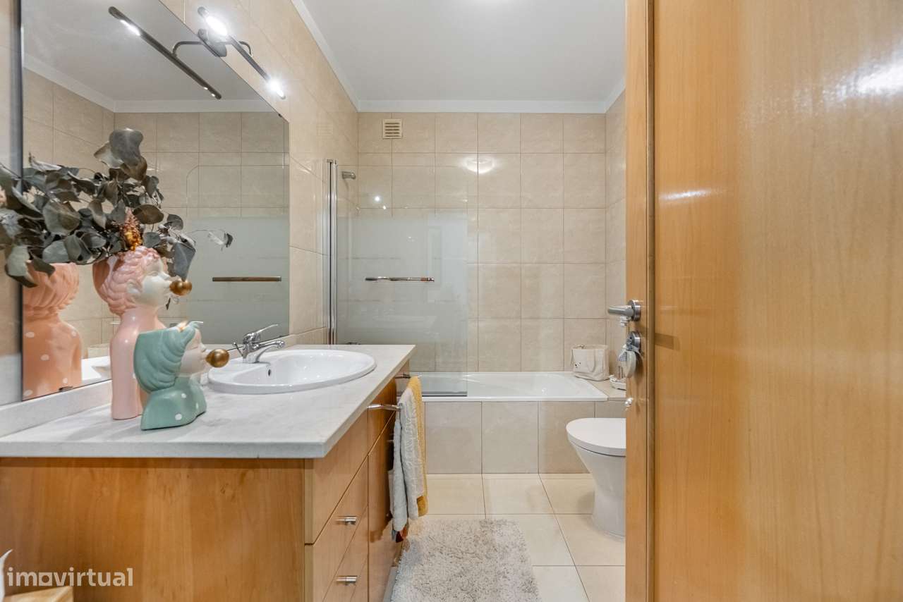 Apartamento T3 renovado em Celeirós-17