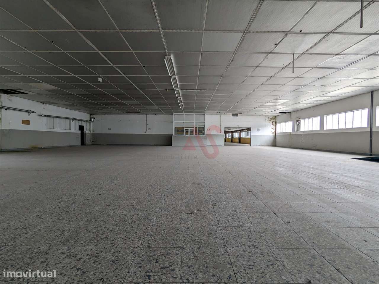 Oportunidade Industrial: Armazéns com áreas flexíveis - Cepães, Fafe - Grande imagem: 4/9