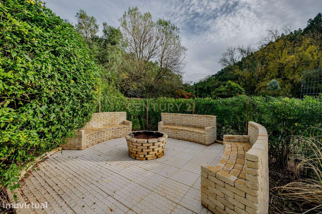 Moradia T4 com 5000m2 de Terreno - "Quinta do Sol" - Grande imagem: 4/59