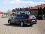 Volkswagen Passat 2.0 TDI Comfortline - 9