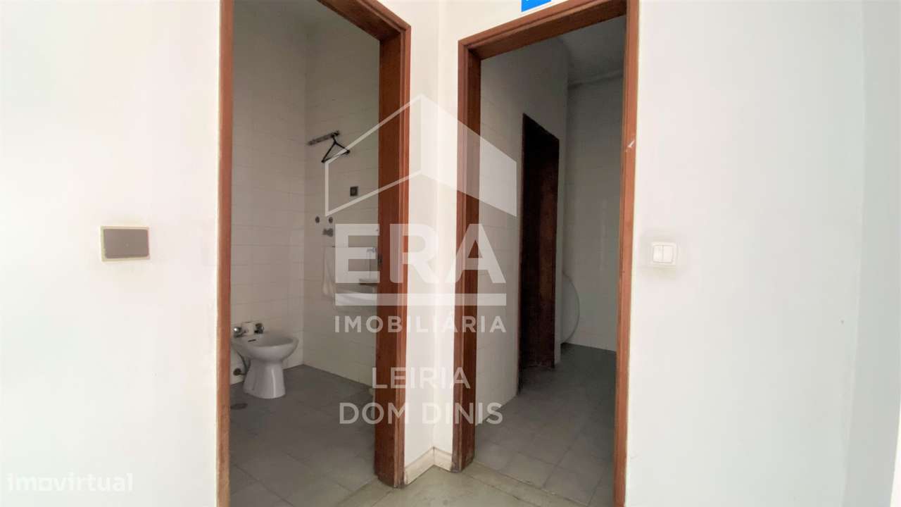 Loja, 269 m², Leiria, Pousos, Barreira e Cortes - Grande imagem: 3/18