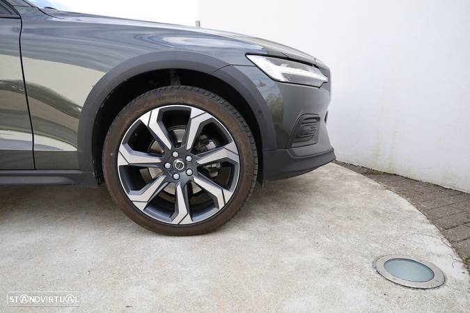 Volvo V60 Cross Country 2.0 D4 Geartronic - 3