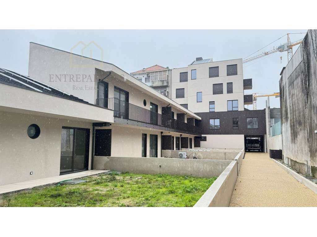 Comprar moradia T2 duplex com lugar de garagem, jardim 50m2 e varan... - Grande imagem: 5/19