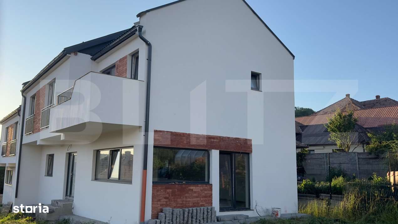 Case tip Duplex, 154/190mp semifinisat, in comuna Chinteni - Imagine principală: 1/3