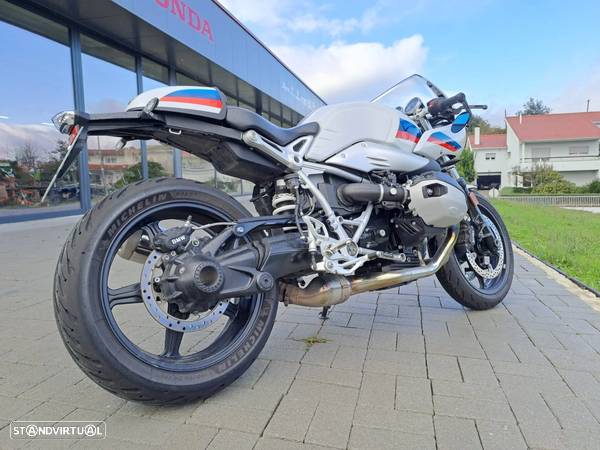 BMW R nineT Racer - 4