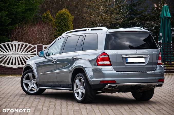 Mercedes-Benz GL 500 4Matic (BlueEFFICIENCY) 7G-TRONIC - 12