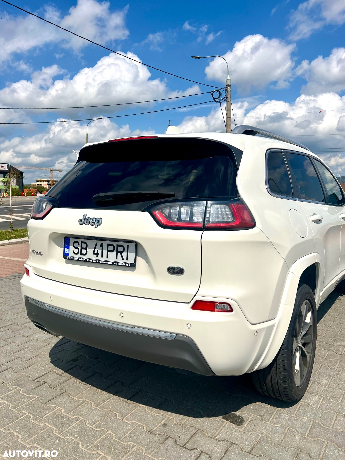 Jeep Cherokee 2.2 Mjet AWD ACTIVE DRIVE I AT9 Overland - 3