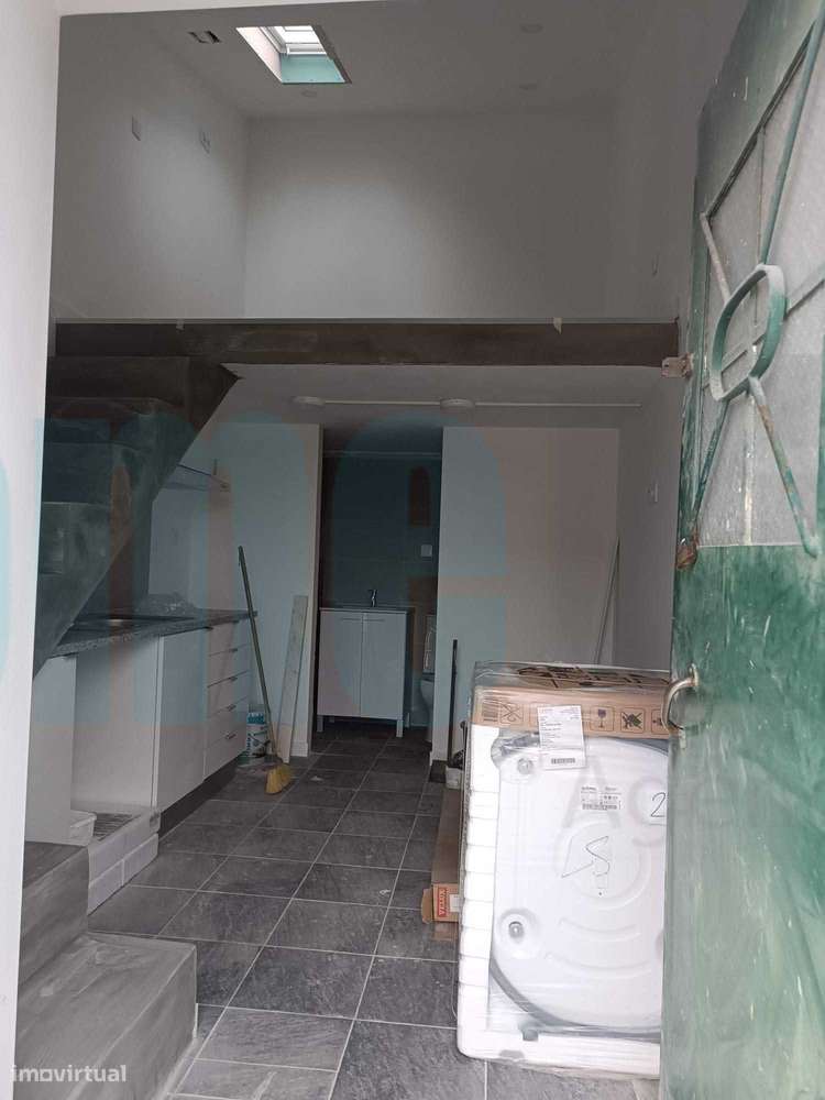 Prédio Rés do Chão | 2 Moradias Independentes | Pinheiro de Loures-11