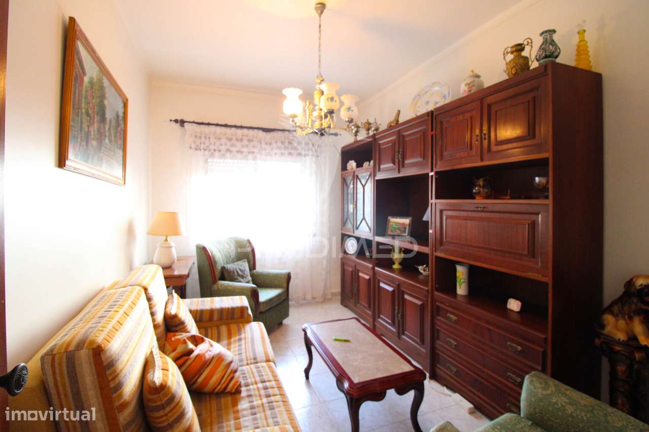 Apartamento T2 em Faro com garagem em Box - Grande imagem: 3/17