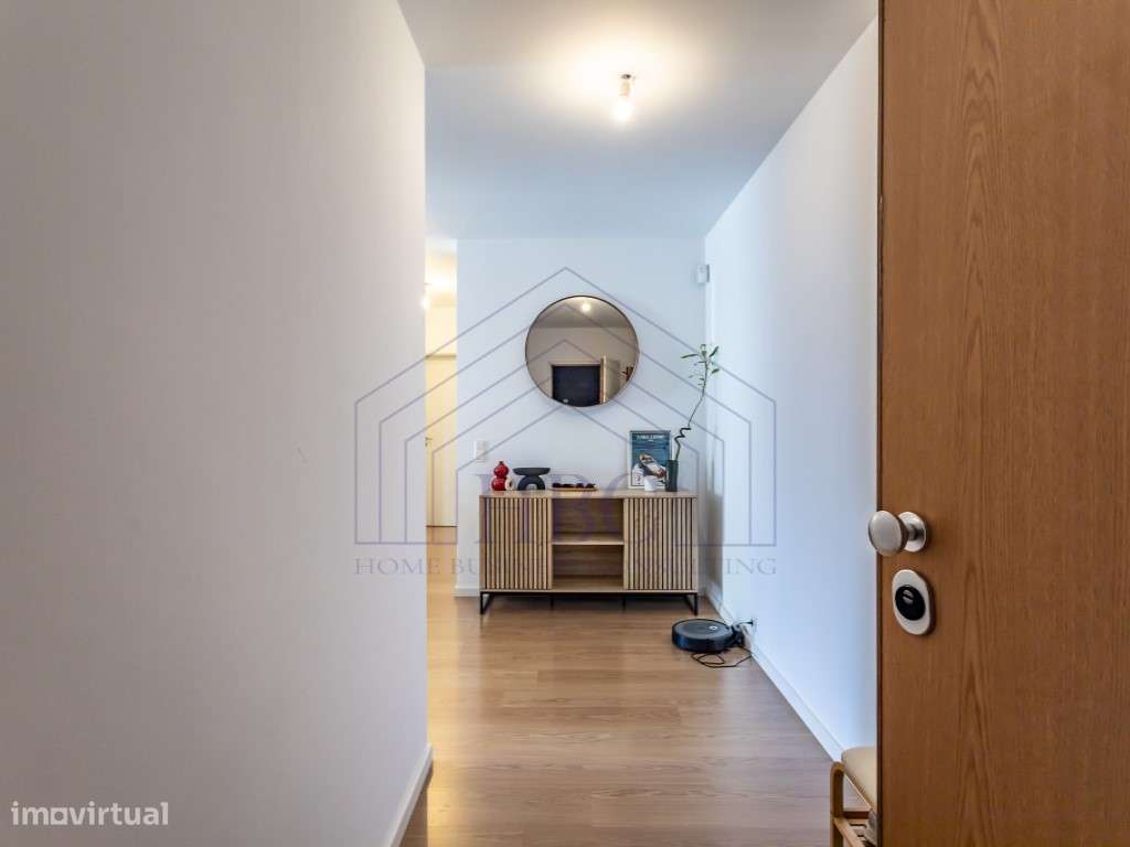 Vende-se Apartamento T1 no centro de Lisboa com arrecadação e garagem-19