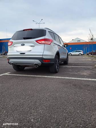 Ford Kuga - 3