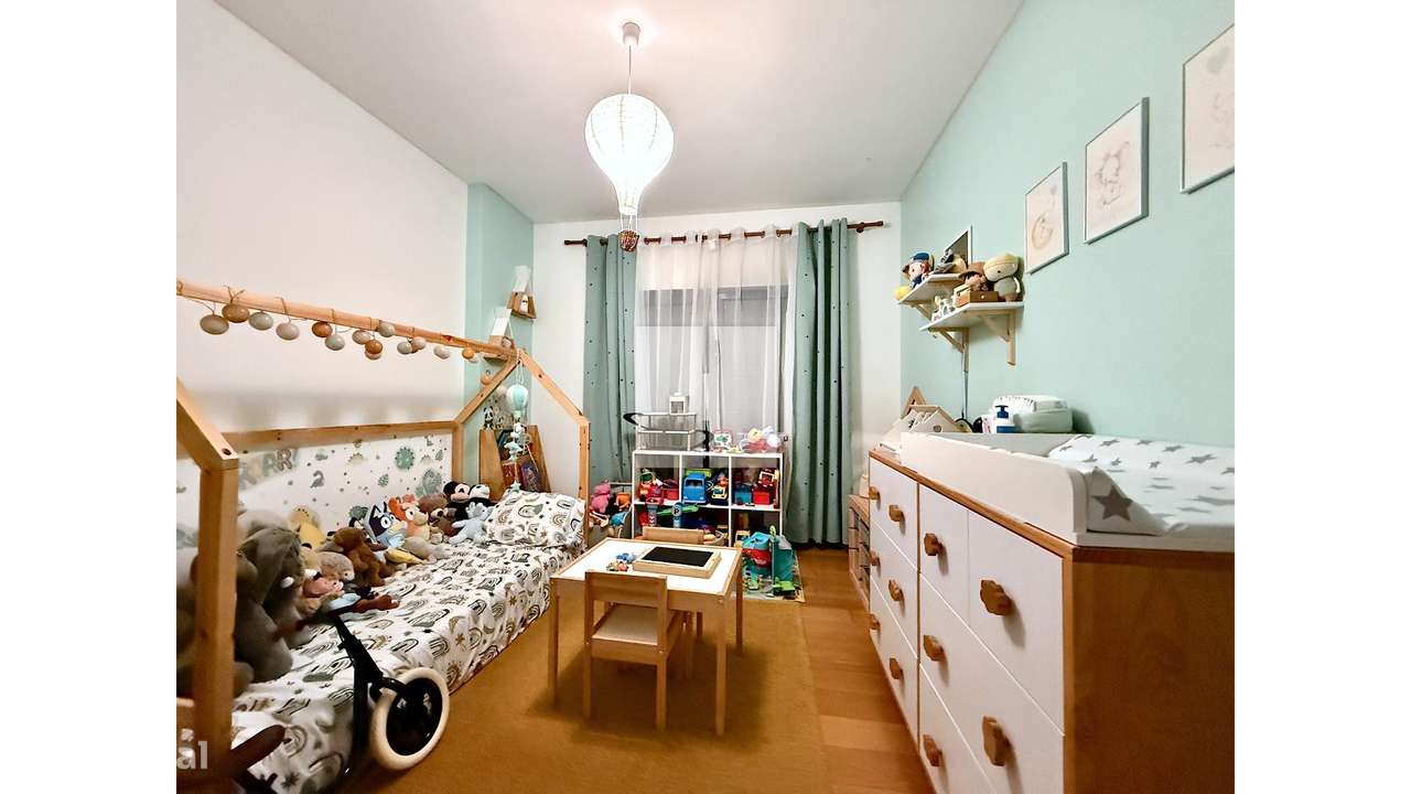 Apartamento T3 c/ Garagem-29