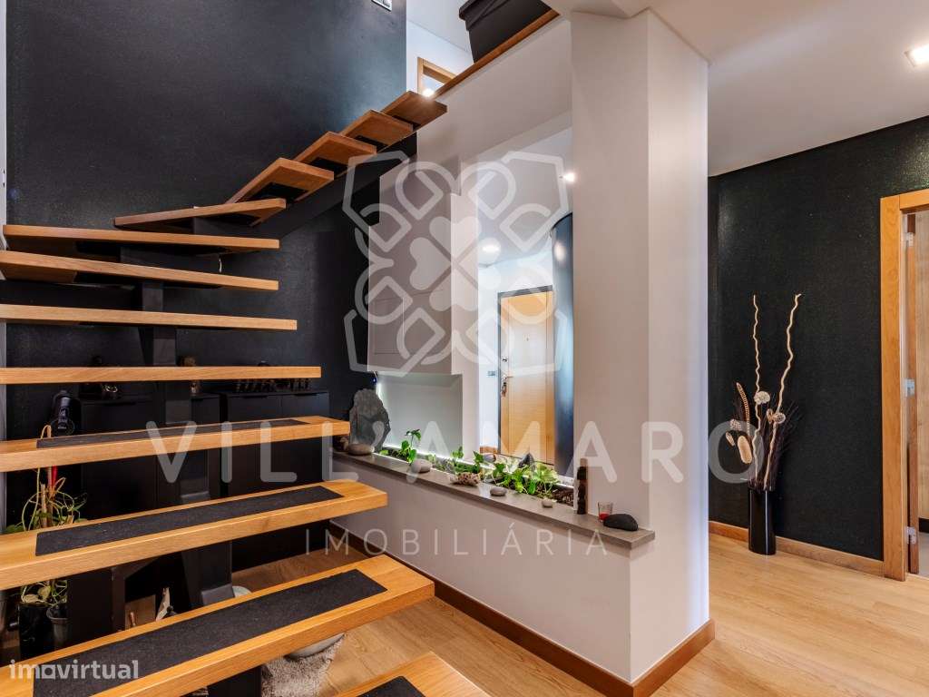 Apartamento T4 Duplex | Condomínio Fechado | São Pedro da Cadeira-3