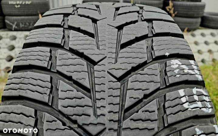 Nokian Tyres Snowproof C 235/65R16C 121/119R Z92A - 5