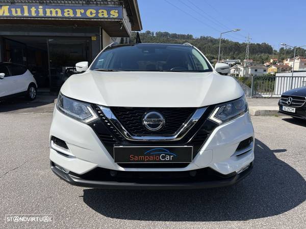 Nissan Qashqai 1.5 dCi N-Connecta J18+Led - 2