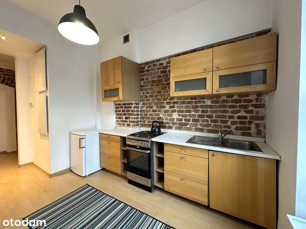 ul. A. Struga, kamienica z 1890r., 85m2, 3pokoje-3