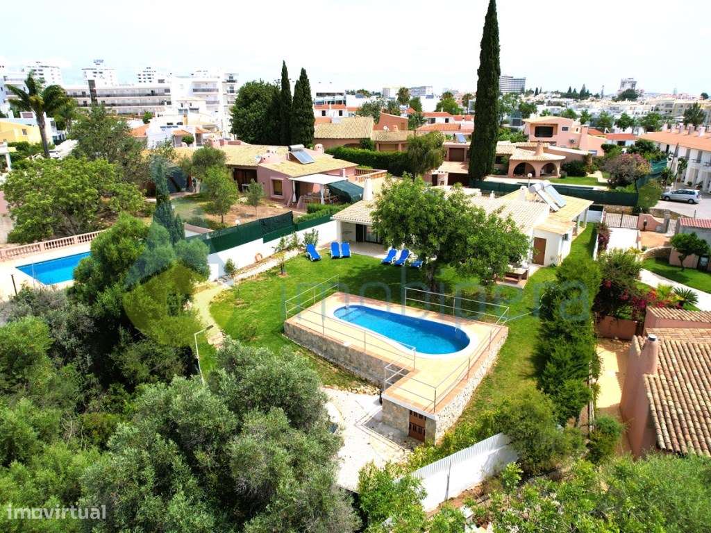 Albufeira Moradia térrea com 3 quartos, piscina e jardim - Grande imagem: 2/26