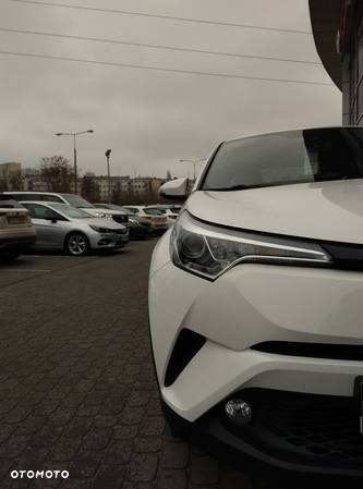 Toyota C-HR 1.2 T GPF Premium - 9