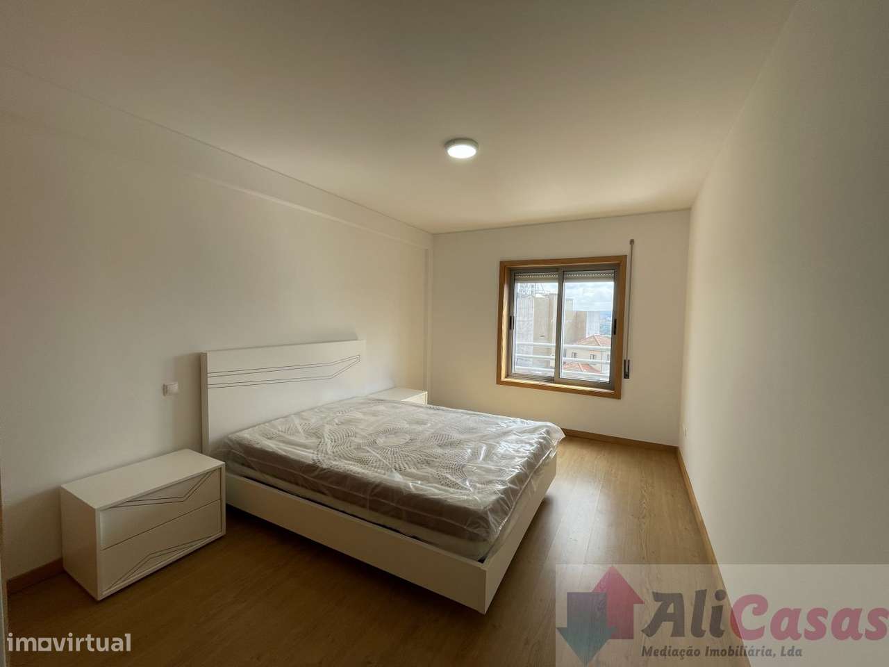 **Apartamento T2 para Venda na Avenida da República, Junto à Câmara-18