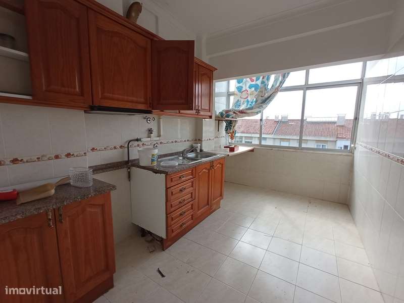 Apartamento T2 em Carnaxide – Oeiras - Grande imagem: 5/12