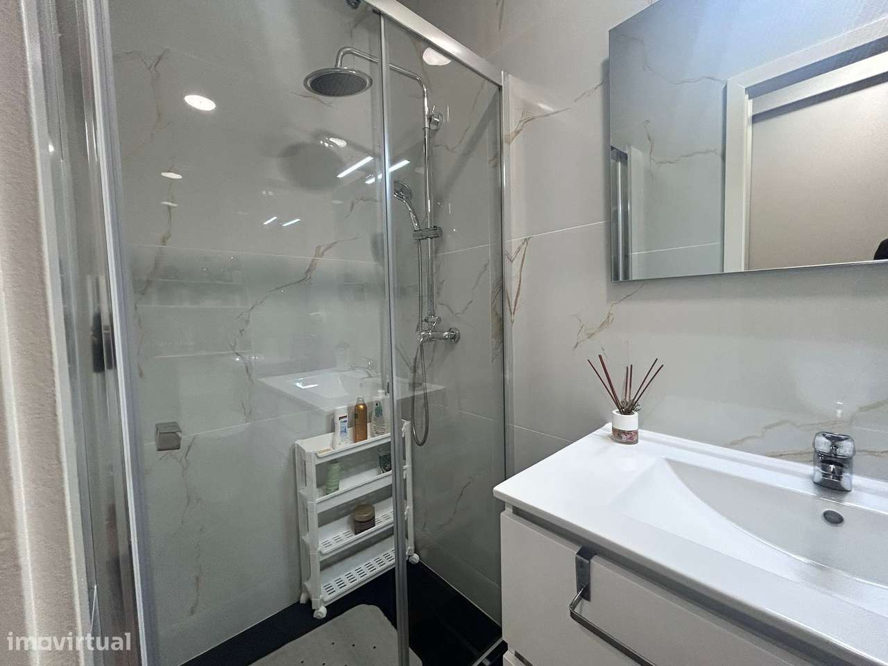 Moradia Bifamiliar  renovada T2+T1, Baguim do Monte-26
