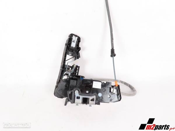 Fecho da porta Esquerdo/Frente Seminovo/ Original MERCEDES-BENZ A-CLASS (W177)/M... - 2