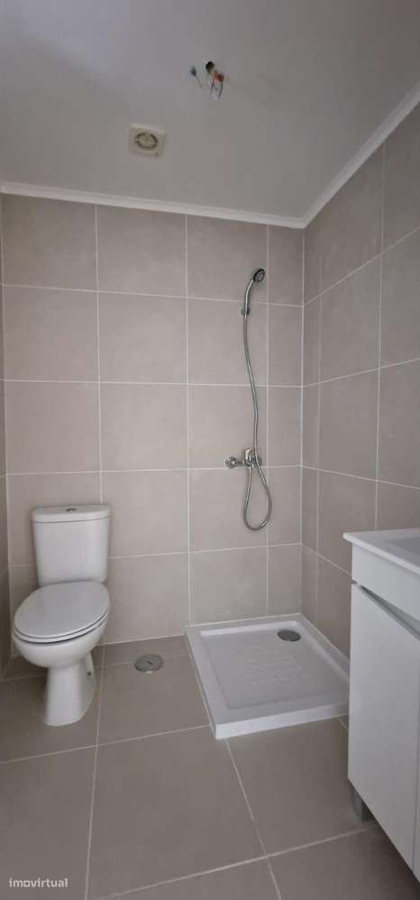 Prédio na Zona Histórica de Torres Novas-7