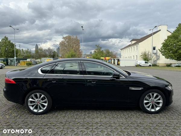 Jaguar XF 20d AWD Prestige - 16