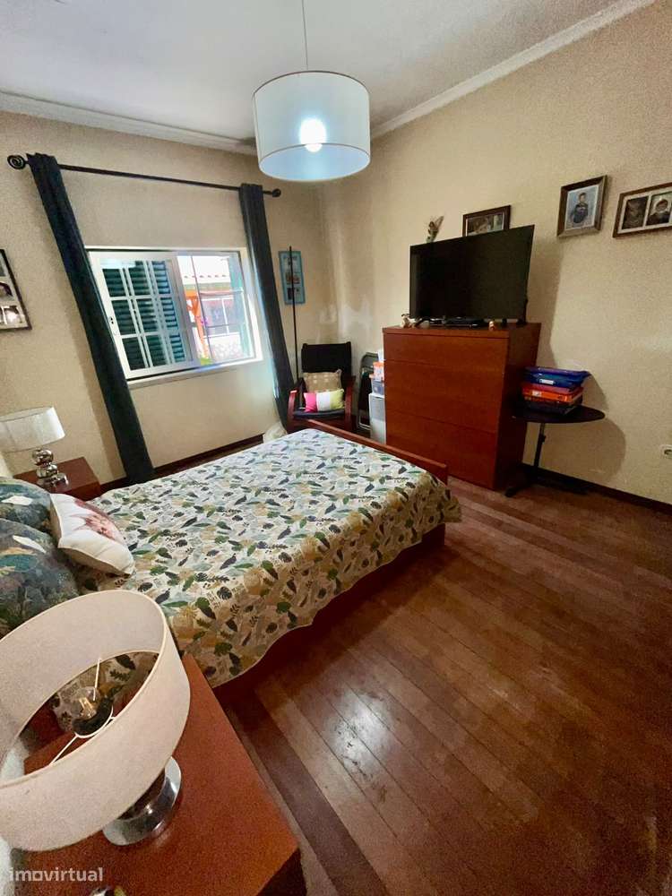 Moradia T2+1 com piscina em Salvaterra De Magos.-19