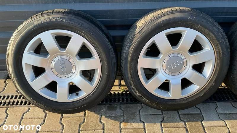 AUDI A8 D3 KOŁA FELGI OPONY 235/55R17 4E0601025S - 3