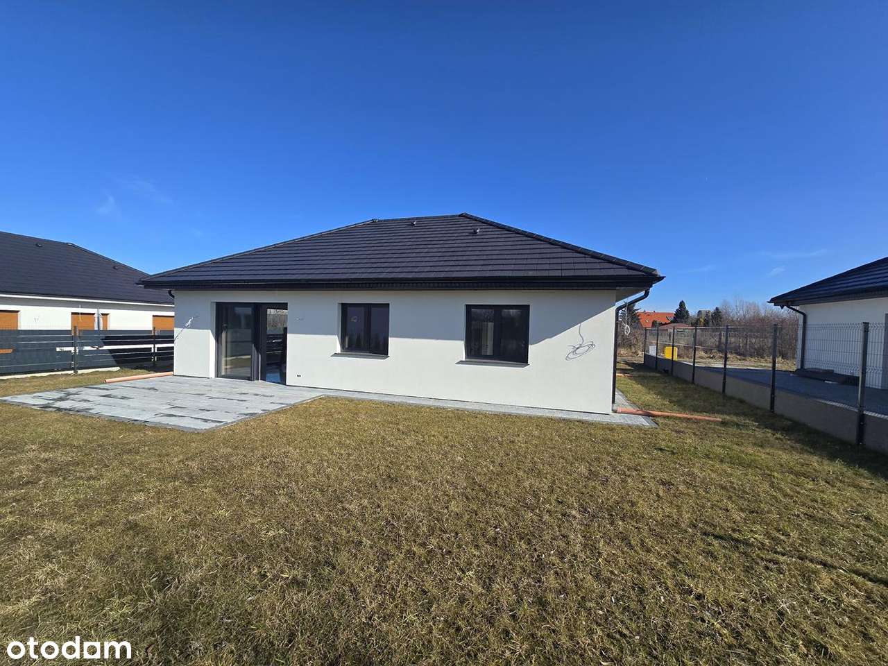 NOWY DOM WOLNOSTOJĄCY, WYKOŃCZONY-15