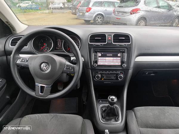 VW Golf Variant 1.6 TDi Best Edition Bluetooth - 11