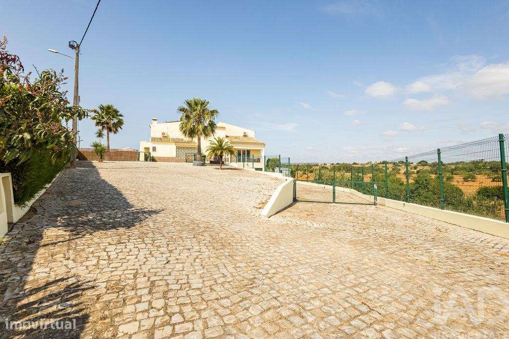 Casa / Villa T5 em Guia de 322,00 m2 - Grande imagem: 4/25