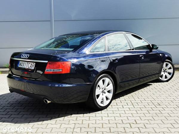 Audi A6 2.4 - 8