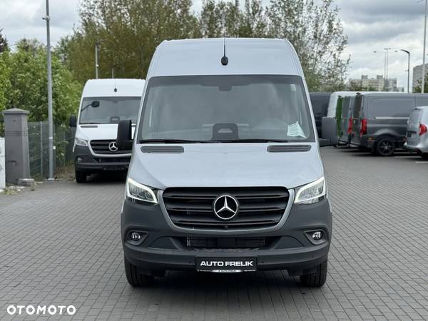 Mercedes-Benz Sprinter - 3