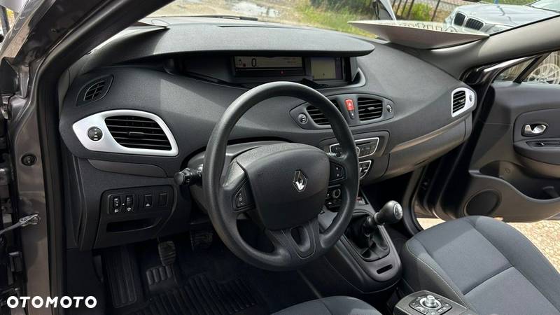 Renault Scenic - 23