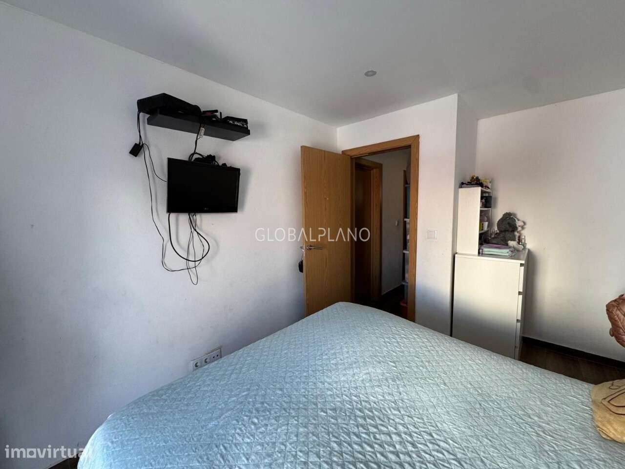 Moradia V4+1 em banda - Grande imagem: 5/10