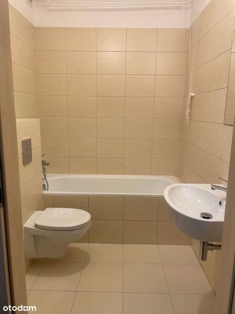 2 pokoje z balkonem, garaż-9