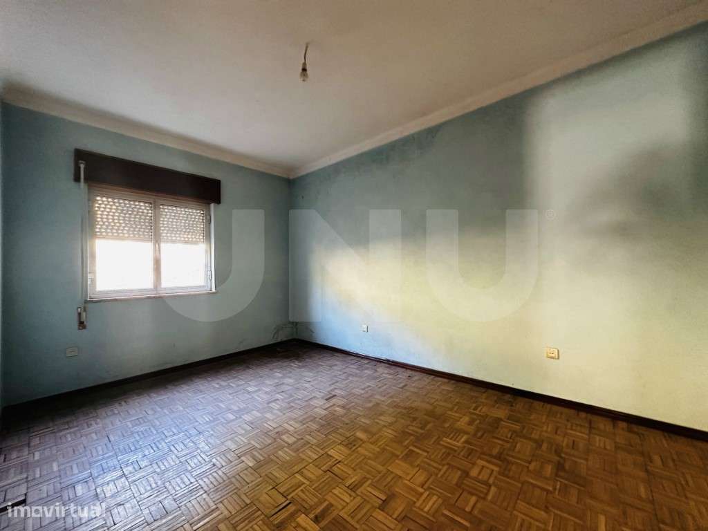 Moradia Espaçosa com Terreno e Potencial de Investimento - Atalaia,...-29