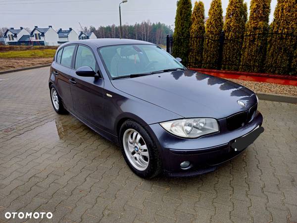 BMW Seria 1 120d - 11