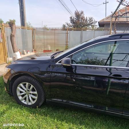 Volkswagen Passat Variant 2.0 TDI (BlueMotion Technology) Trendline - 5